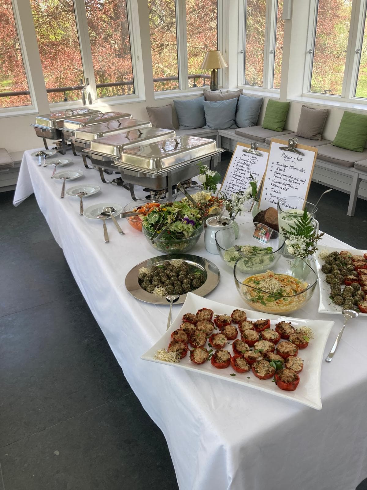 Catering-Buffet der Grünen Kombüse